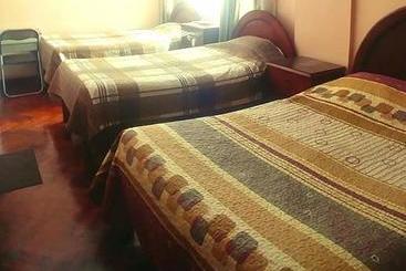 پانسیون Foresta Hostal