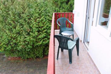 پانسیون White & Quiet Apartment House