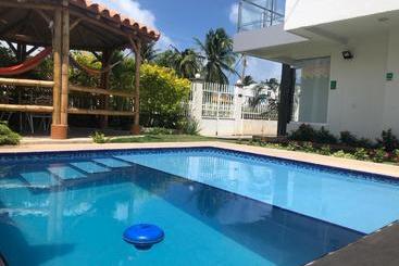 پانسیون Apartamentos Martinez