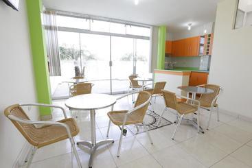 پانسیون Hostal Florida
