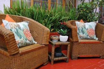 پانسیون Ronique's Guest House