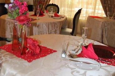 پانسیون Ronique's Guest House