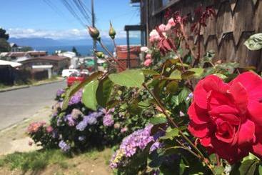 پانسیون Hostal Y Cabañas Mirando Al Mar