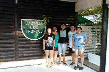 پانسیون Cabañas Los Troncos