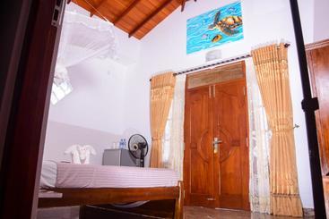 پانسیون Channa Villa & Tours