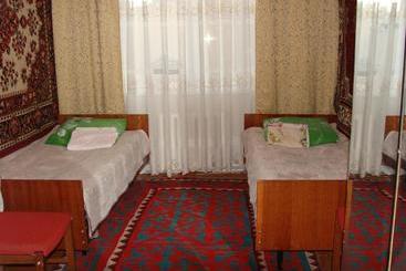پانسیون Guest House Nur