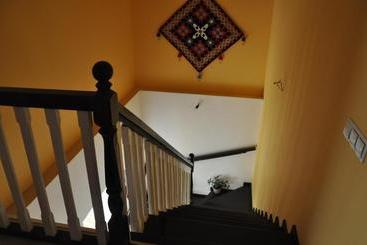 پانسیون Guest House Nur