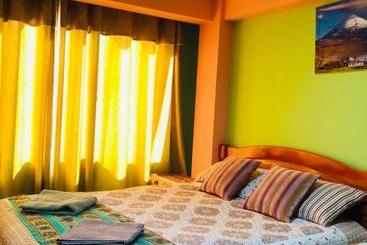 پانسیون Hostal Iskanwaya