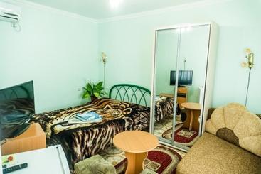 هاستل Guest House Naazove