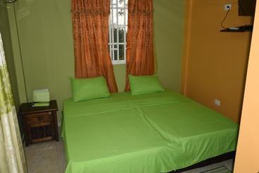 هاستل Marcia`s Place