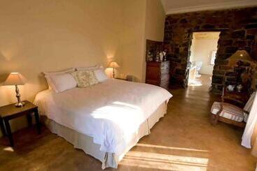 בית מלון כפרי Dalmore Guest Farm