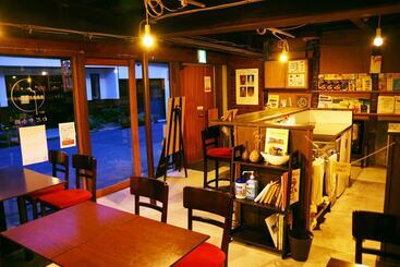 پانسیون Kaiho Guesthouse Katsuzo   Hostel