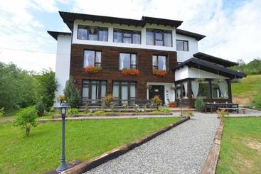 پانسیون Talhaus