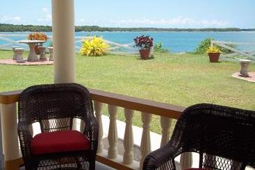 پانسیون Buccoo Reef View