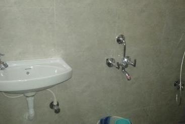 پانسیون Xavier Guest House
