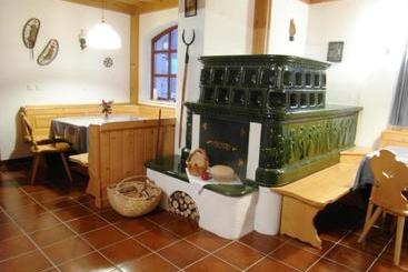 هتل Farm Košir