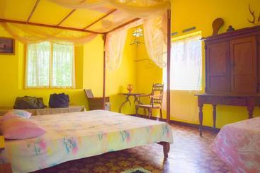 پانسیون Shammie Guest House