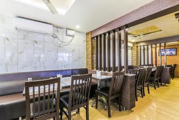 هتل Status Executive Rooms