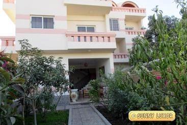 Tourist flats Sunny Luxor