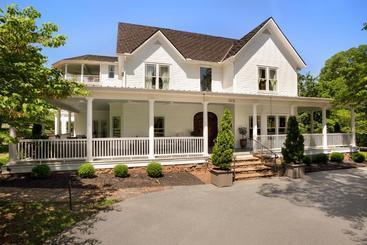 فندق صغير Pratt Place Inn