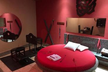 Motel Emoções