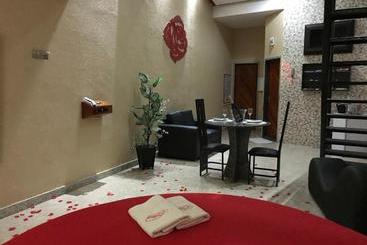 Motel Emoções