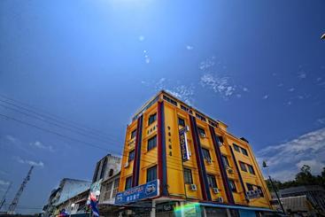 پانسیون Mersing