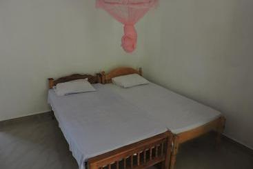 پانسیون Gopalapuram Guest House