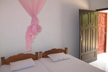 پانسیون Gopalapuram Guest House