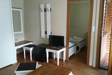 پانسیون Guest House Raffe
