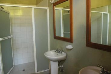 هاستل Backpackers Inn