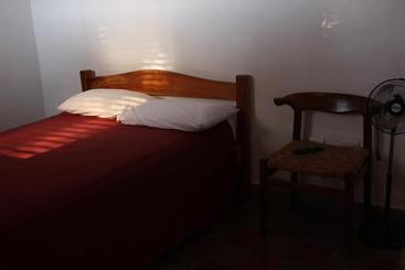 هاستل Backpackers Inn