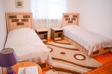 پانسیون Guest House Nataly