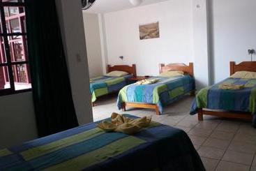 پانسیون Hostal Naylamp