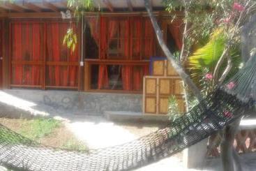 پانسیون Hostal Naylamp
