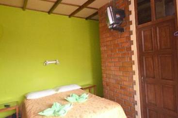 پانسیون Hostal Naylamp