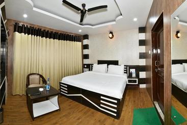 پانسیون Surbhi Guest House