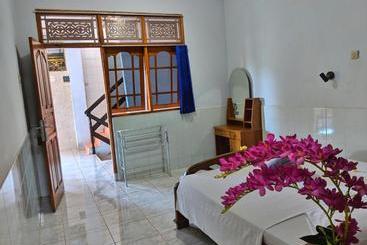 هاستل Serangan Inn Ii