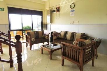 تختخواب و صبحانه Satyodaya Educational Training Centre