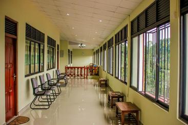 تختخواب و صبحانه Satyodaya Educational Training Centre