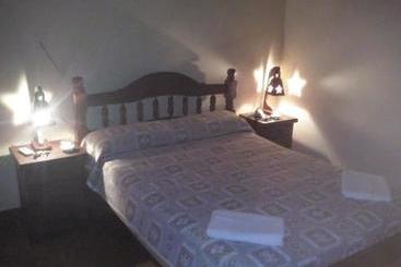 پانسیون Hostal Las Carretas