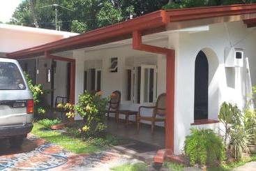 پانسیون Devi Tourist Home