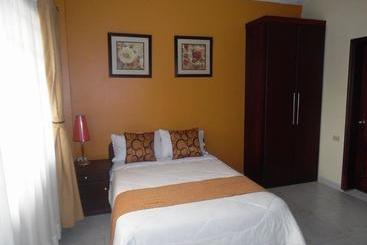 پانسیون Hostal La Molienda