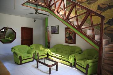 پانسیون Hostal Pelikan Taganga