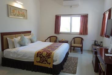 Savana Lake Resort