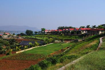 Savana Lake Resort