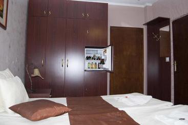 پانسیون Guest House Prenoćište Piccolina