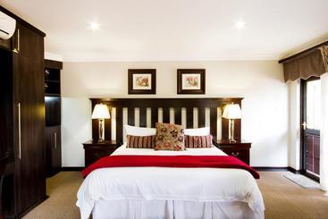 펜션 @the Villa Guest House