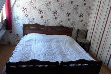 پانسیون California Guest House