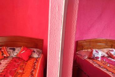 پانسیون Hostal La Joya